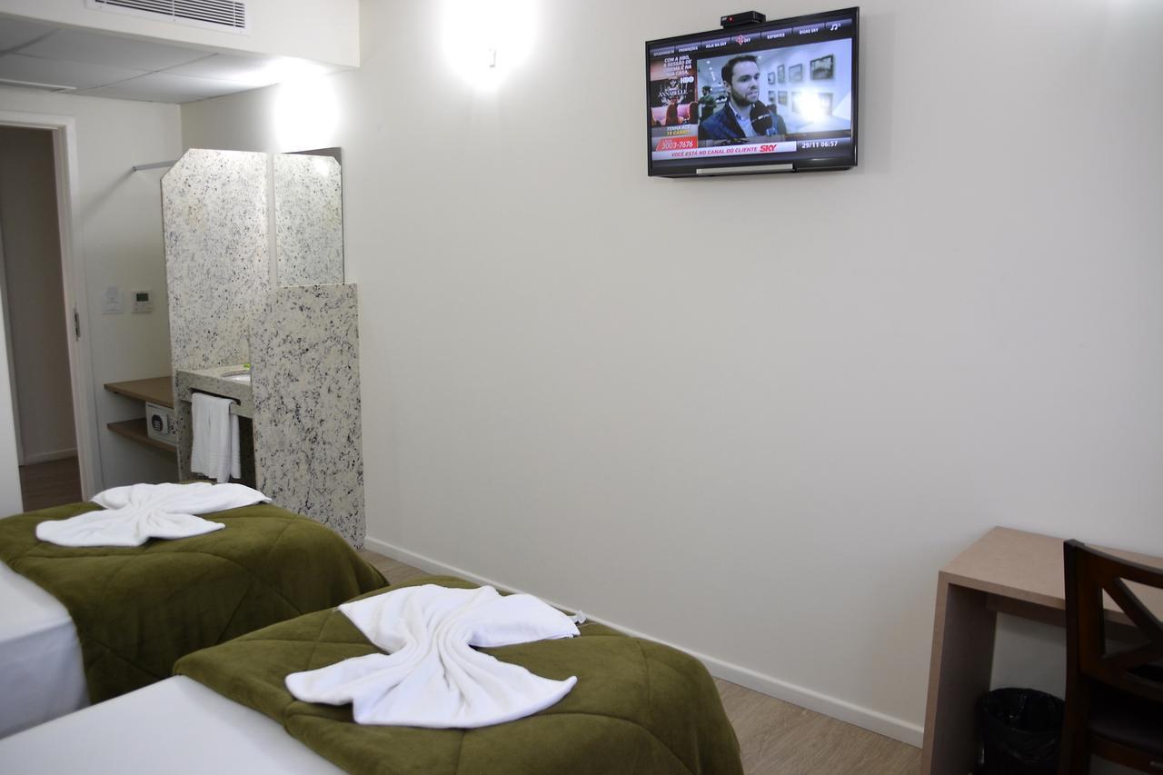 Hotel Buganville Express كاسترو المظهر الخارجي الصورة