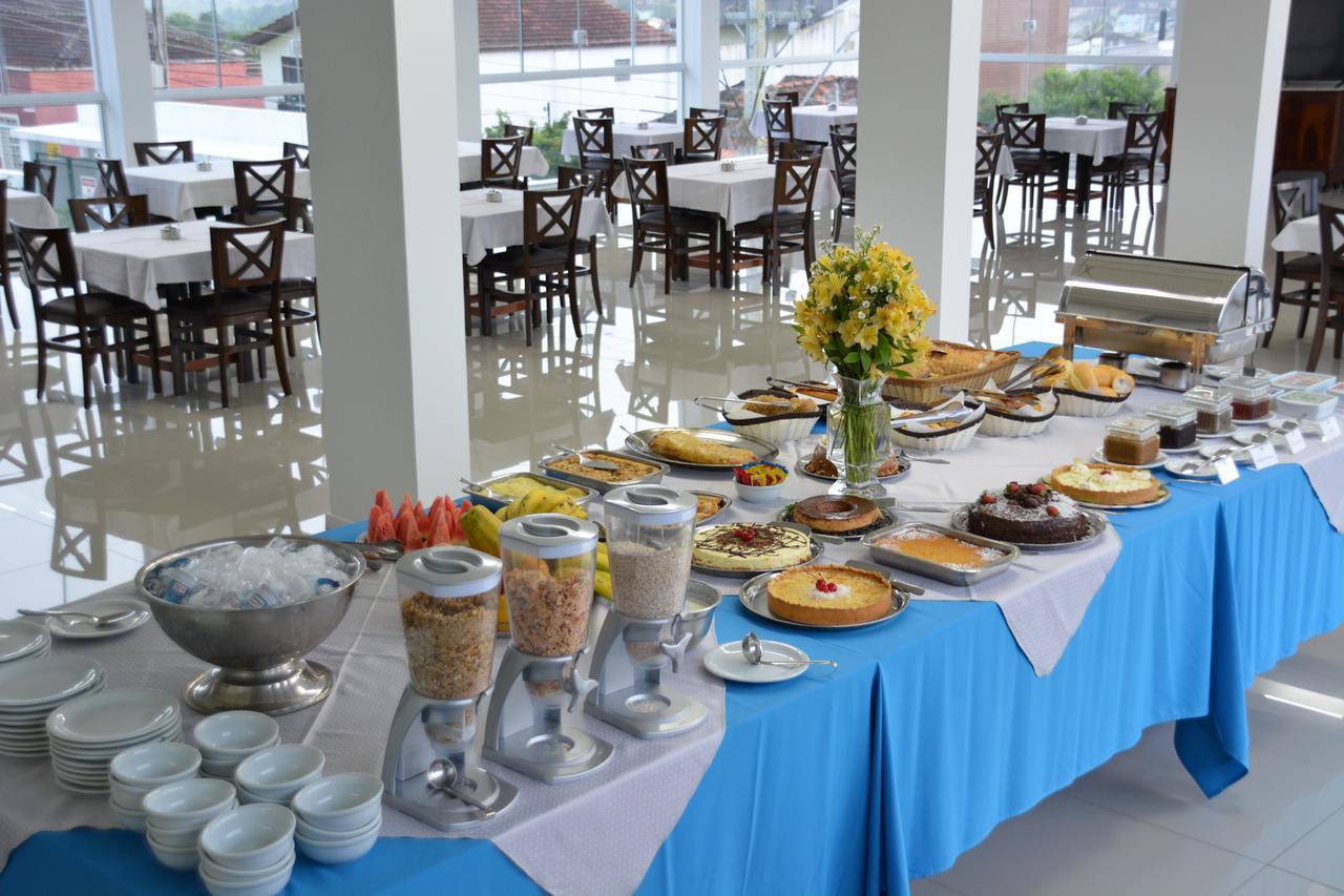 Hotel Buganville Express كاسترو المظهر الخارجي الصورة
