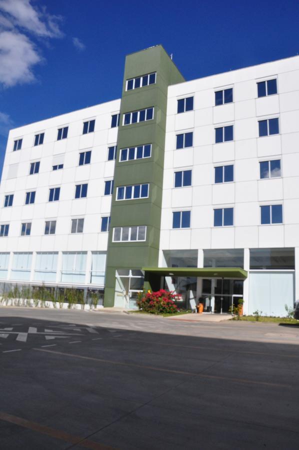 Hotel Buganville Express كاسترو المظهر الخارجي الصورة